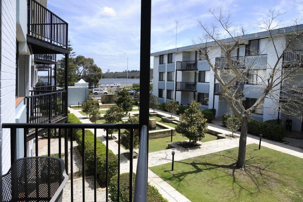 Lodestar Waterside Apartments Пърт Екстериор снимка
