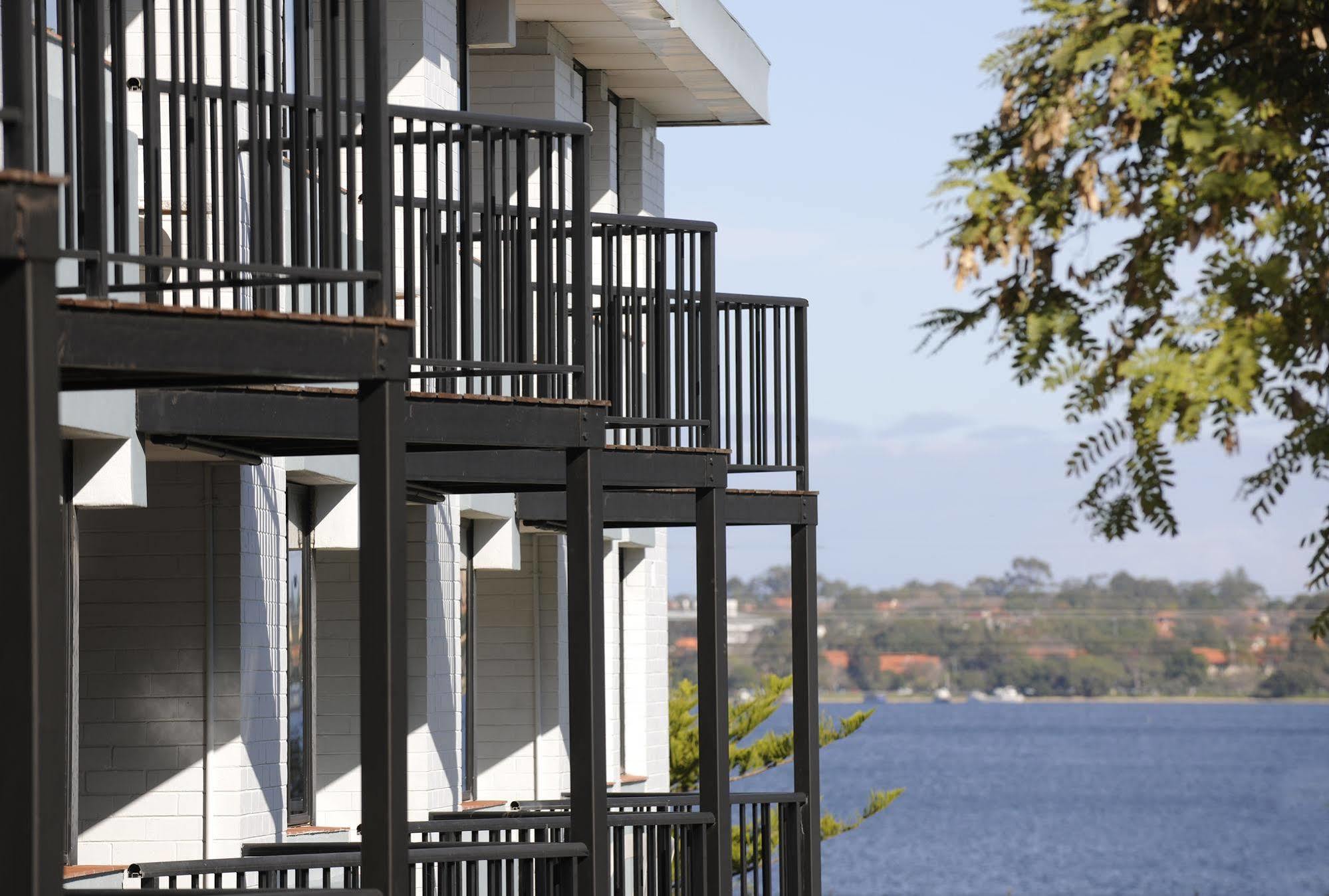 Lodestar Waterside Apartments Пърт Екстериор снимка