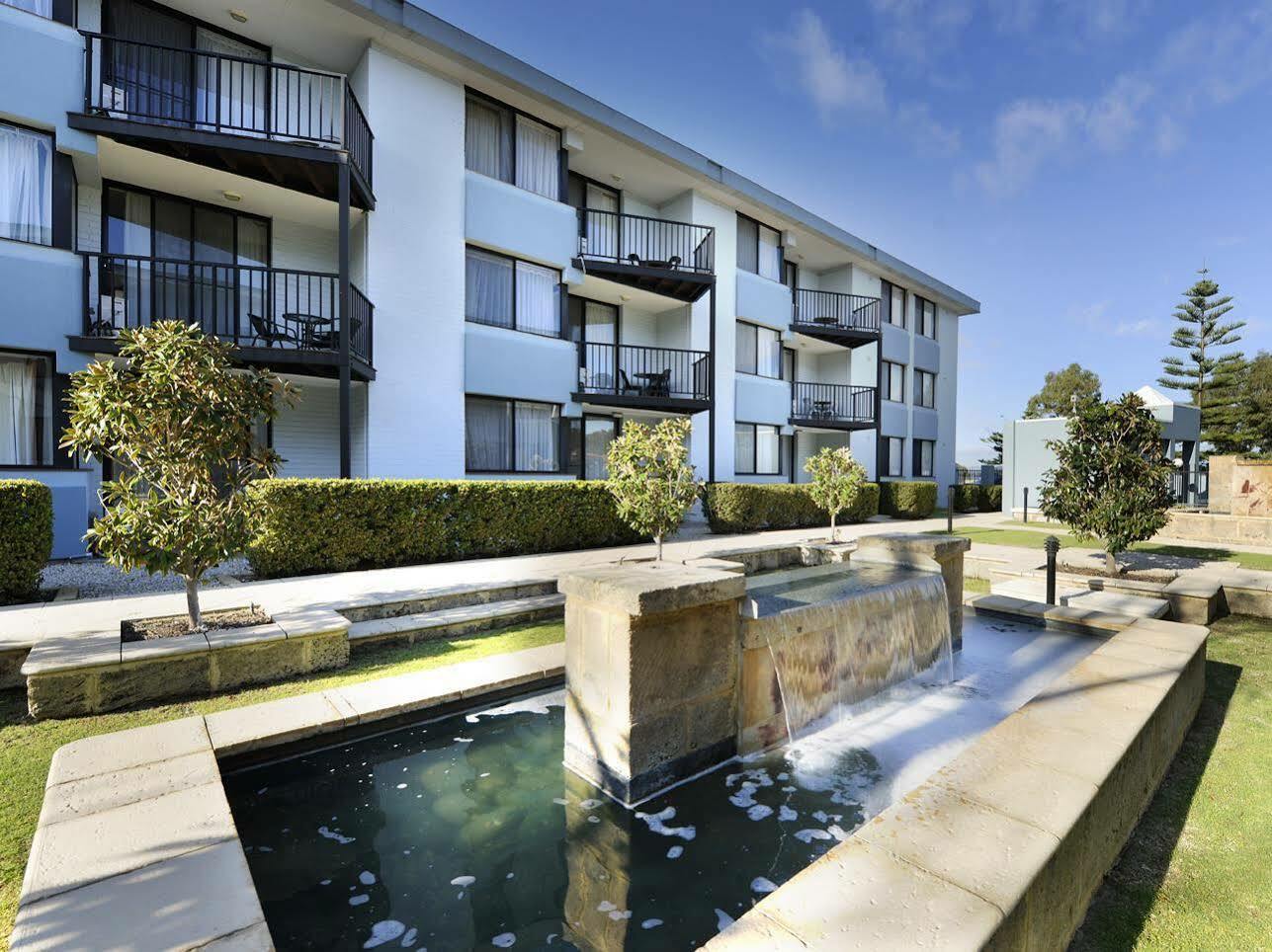 Lodestar Waterside Apartments Пърт Екстериор снимка